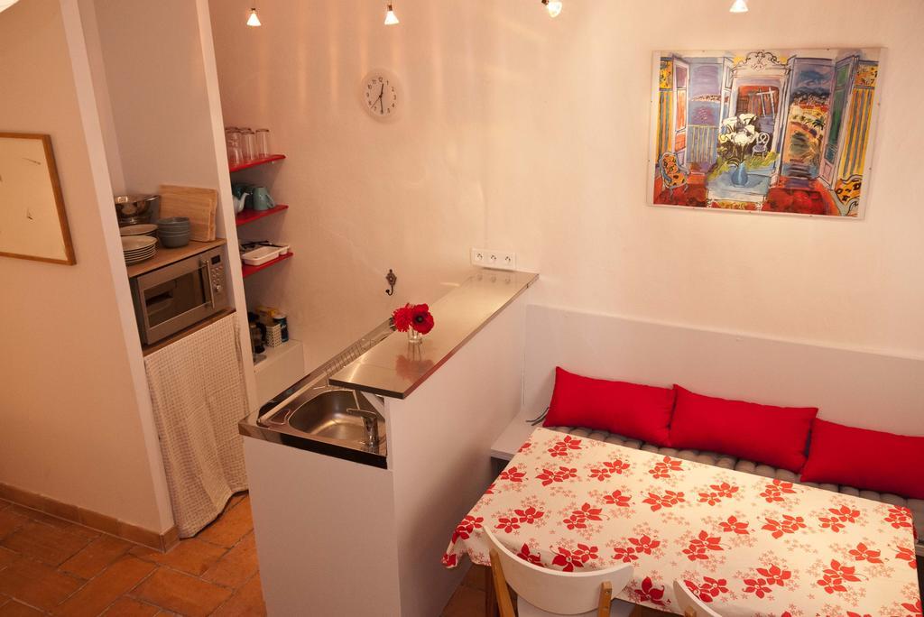 Studio Apartment Centre Historique Arles Chambre photo